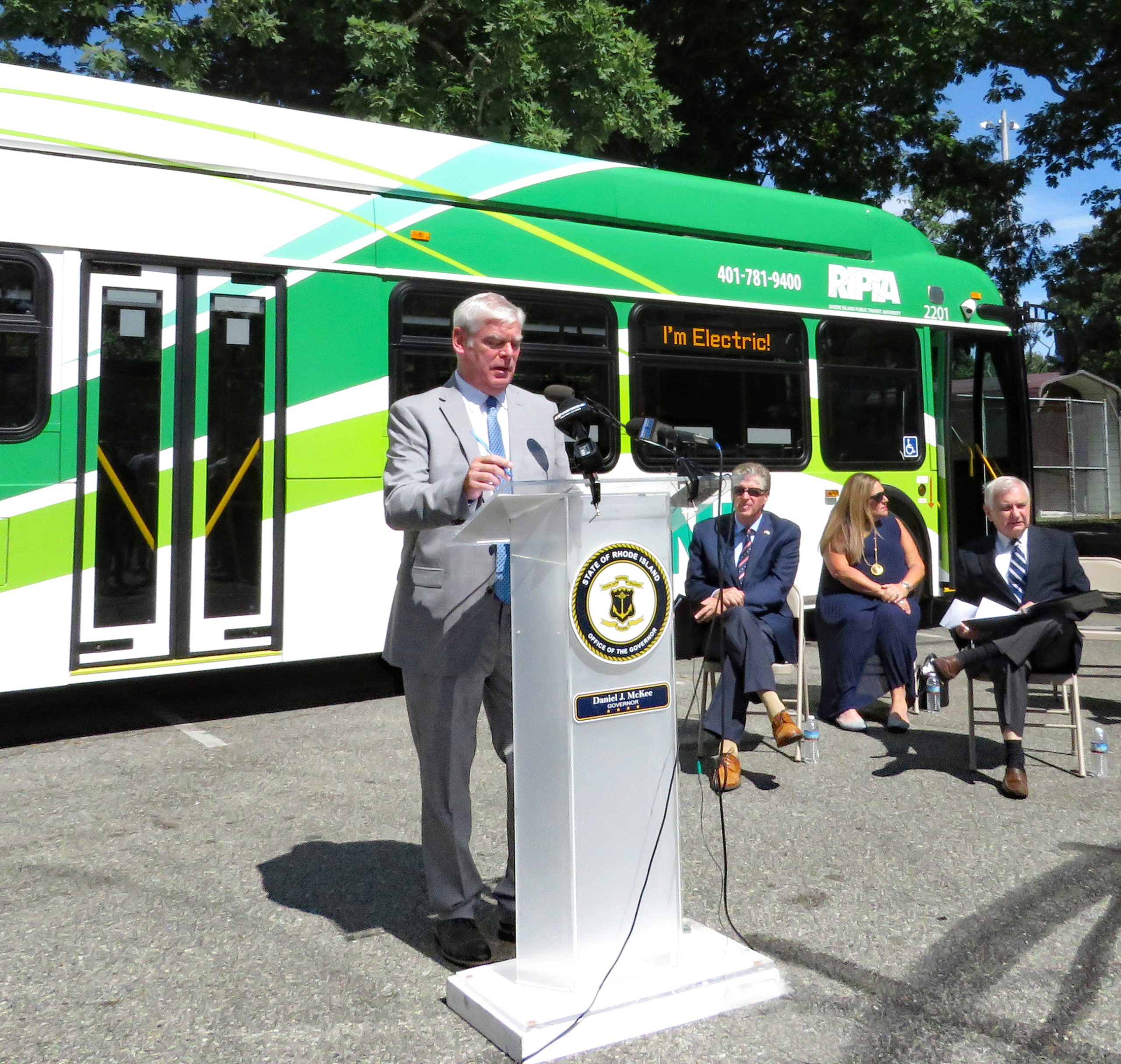 RIPTA launches rapid bus service with R-Line